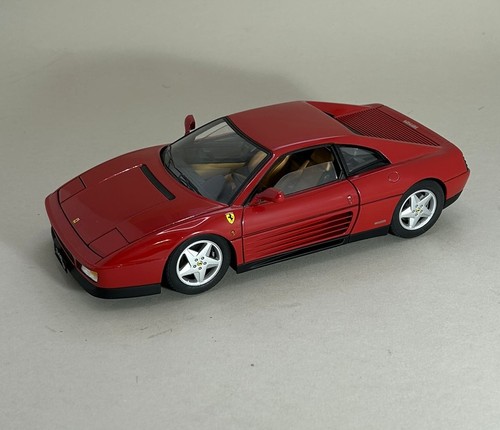 Ferrari 348 rossa hot - rossa,