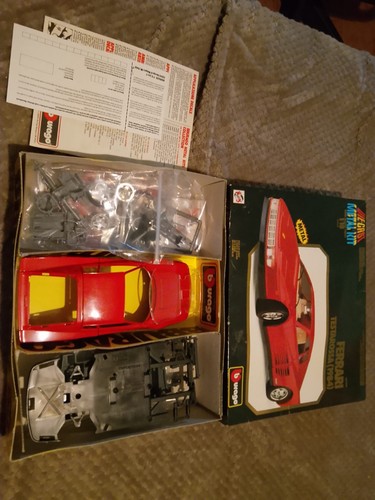 Ferrari testarossa - ferrari,
