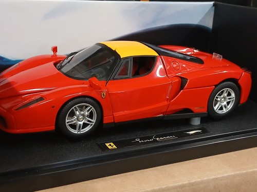 Hot wheels n2064 ferrari - wheels, enzo