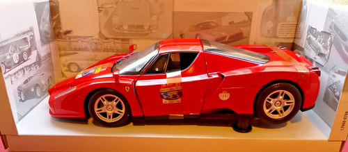 Modellino auto hot wheels enzo - auto,
